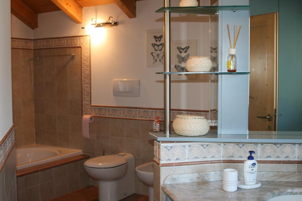 Casa Lucia Apartment Изолача Стая снимка