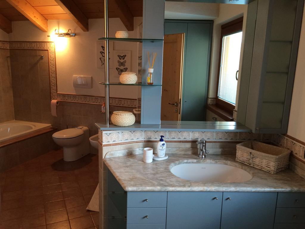 Casa Lucia Apartment Изолача Стая снимка